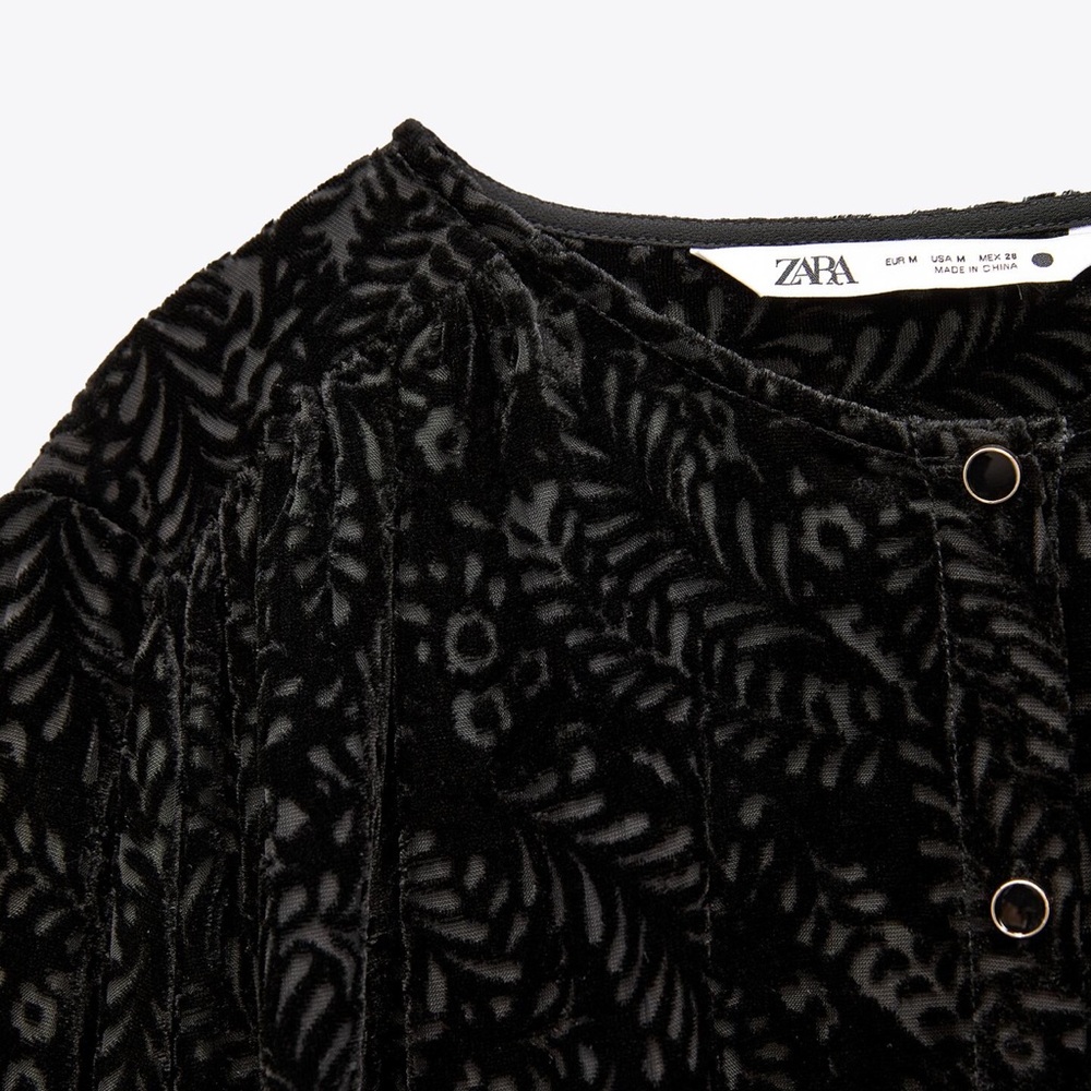 💫Zara Velvet Blouse - New 💫 - Picture 6 of 8